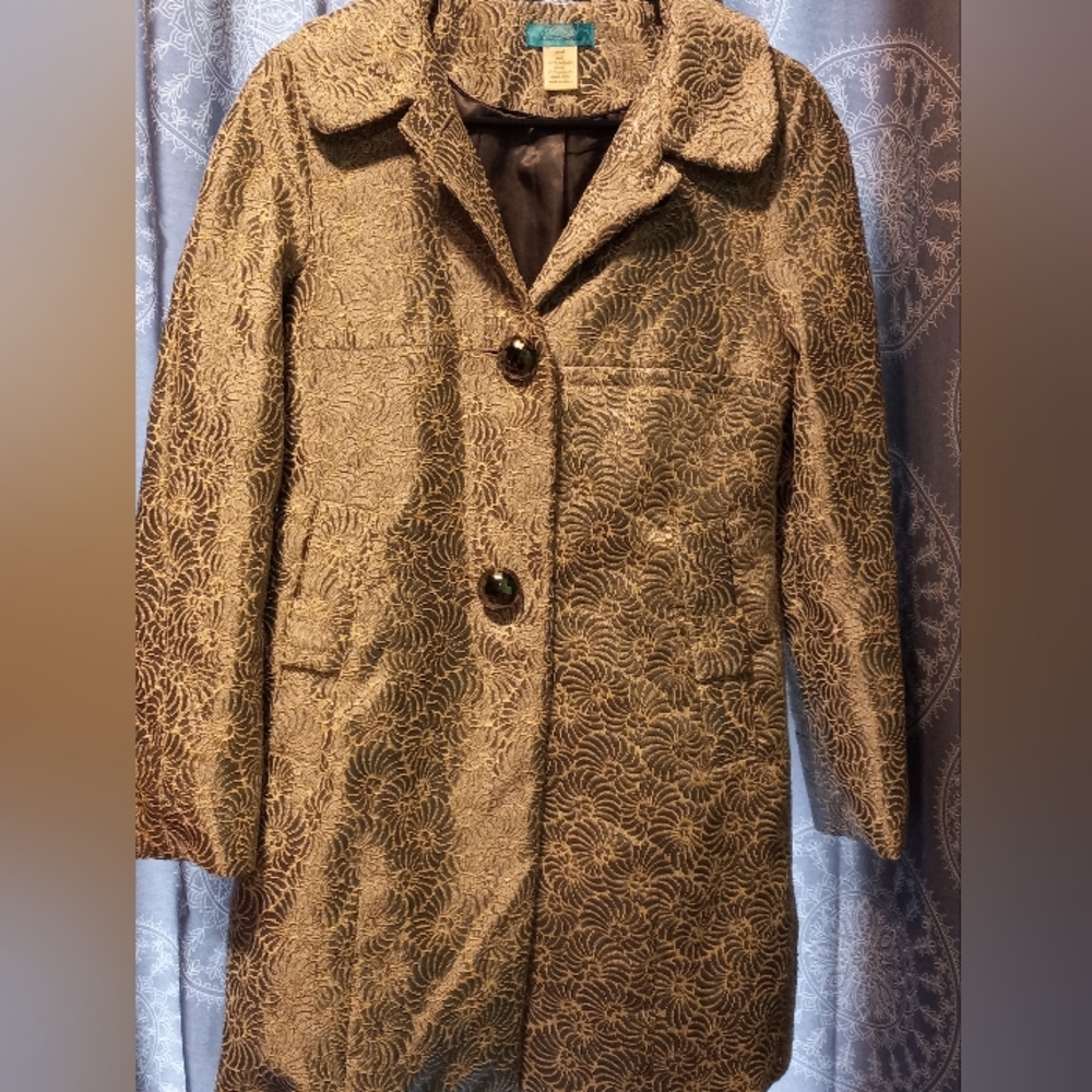 Buttans size Small  women's Jacket S